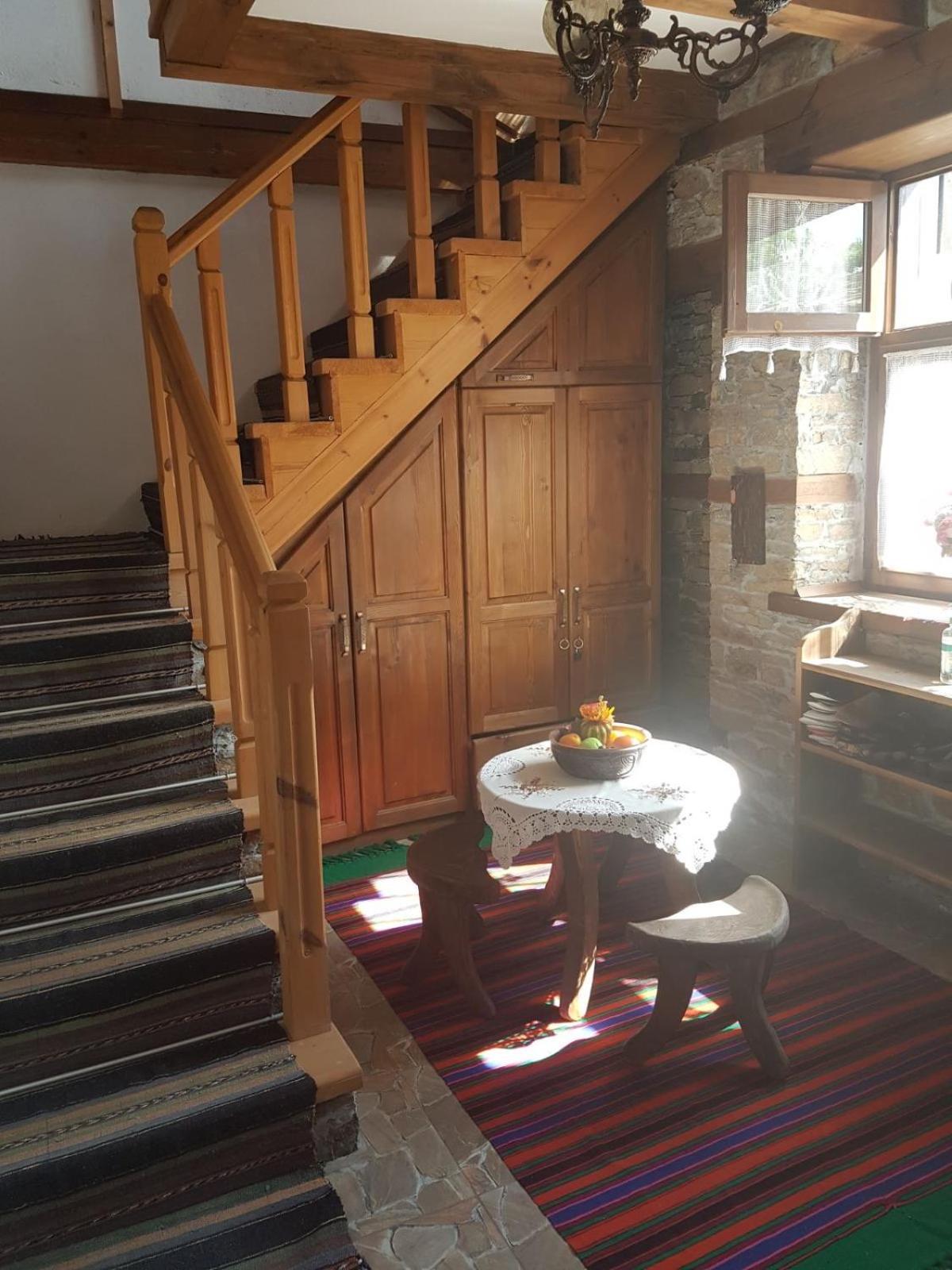Hotel Тодорината Къща Lešten Exteriér fotografie